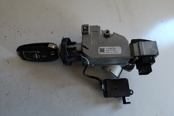 OPEL ASTRA K STACYJKA Z KLUCZYKIEM 13488279