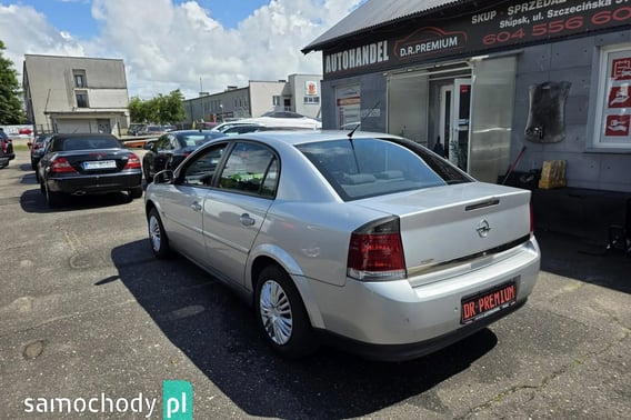 Opel Vectra Sedan 2005