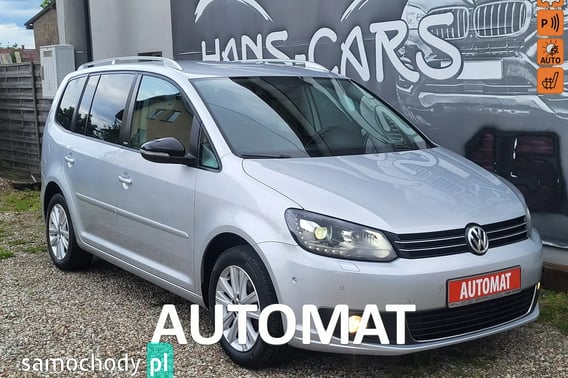 Volkswagen Touran Minivan 2011