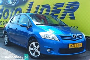 Toyota Auris Hatchback 2011