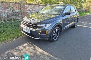 Volkswagen T-Roc SUV 2021