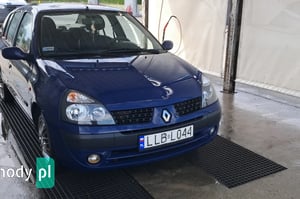 Renault Thalia Sedan 2002