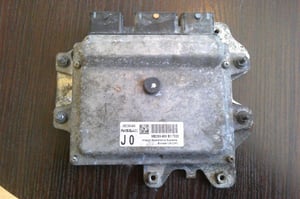 NISSAN QASHQAI J10 MODUŁ STEROWNIK SILNIKA MEC93-600B1