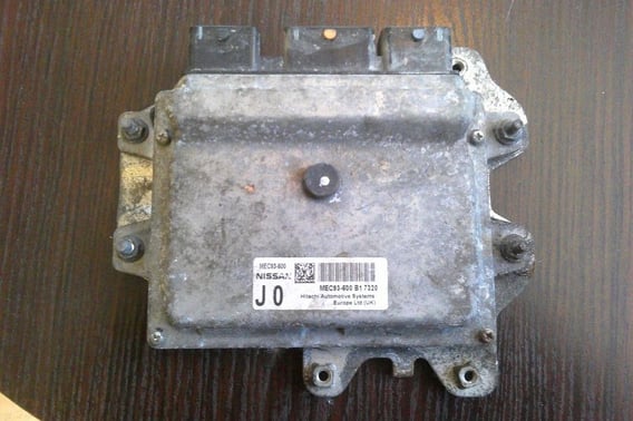 NISSAN QASHQAI J10 MODUŁ STEROWNIK SILNIKA MEC93-600B1
