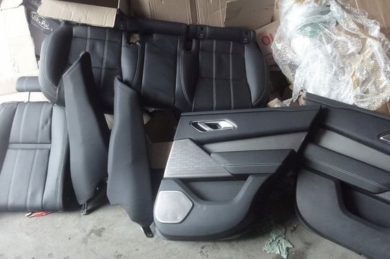 RANGE ROVER VELAR L560 FOTELE KANAPA TAPICERKA EU