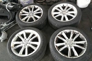AUDI A3 S3 8V ALUFELGI 17 CALI 8V0601025BP KOMPLET
