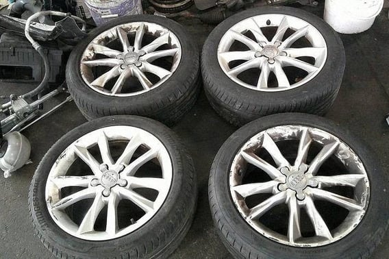 AUDI A3 S3 8V ALUFELGI 17 CALI 8V0601025BP KOMPLET