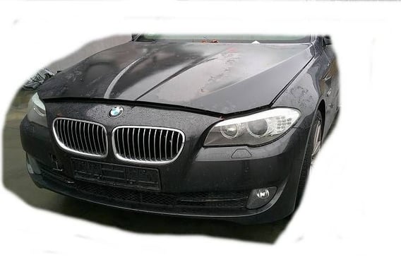BMW 5 F10 F11 MASKA ZDERZAK XENON BŁOTNIKI PAS PRZÓD A90/7
