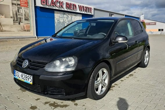 Volkswagen Golf Hatchback 2004