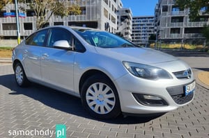 Opel Astra Sedan 2015