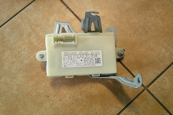 MERCEDES W246 MODUŁ KEYLESS A2129009729
