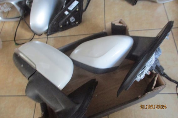 VOLVO V60 S60 II LUSTERKO LEWE 16+2 PRAWE 14+2PIN 614-46