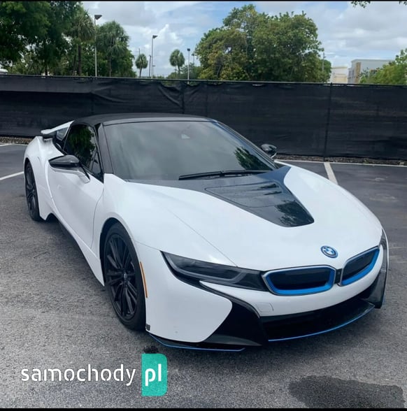 BMW i8