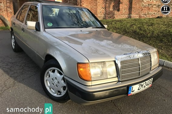Mercedes-Benz W124 Sedan 1990