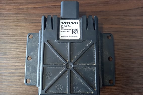 VOLVO S60 II RADAR CZUJNIK MARTWEGO POLA 31429893