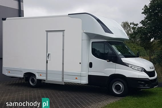 IVECO Daily Kontener 2021