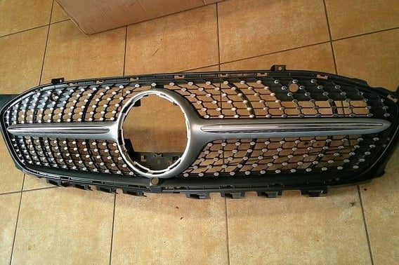 MERCEDES CLA C118 X118 ATRAPA GRILL A1188880200