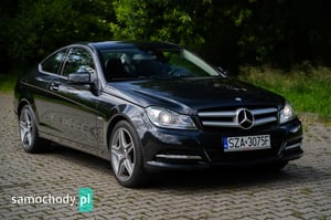 Mercedes-Benz C-Klasa Coupe 2012