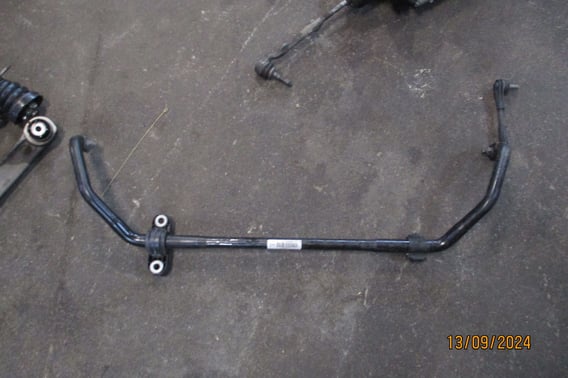 BMW 5 G30 M550 STABILIZATOR PRZÓD 6873477-01