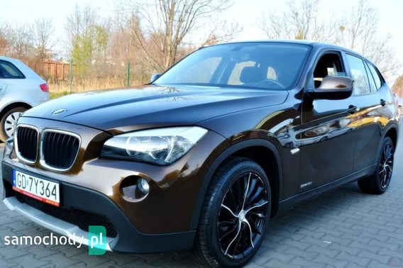 BMW X1 SUV 2011