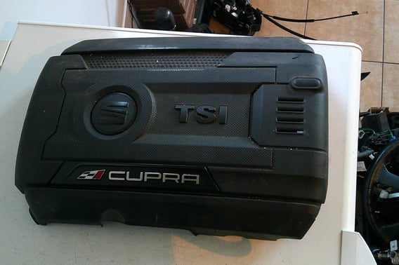SEAT LEON III (5F) CUPRA 2,0TSI OSŁONA GÓRNA SILNIKA 5F0103925C