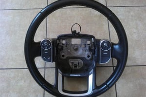 RENGE ROVER KIEROWNICA MULTIFUNKCYJNA GK62-3F563-AC8PVJ