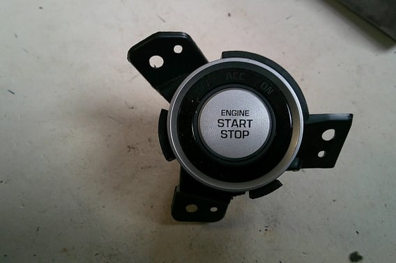 HYUNDAI TUCSON III PRZYCISK START-STOP 95430-D3500ZL5
