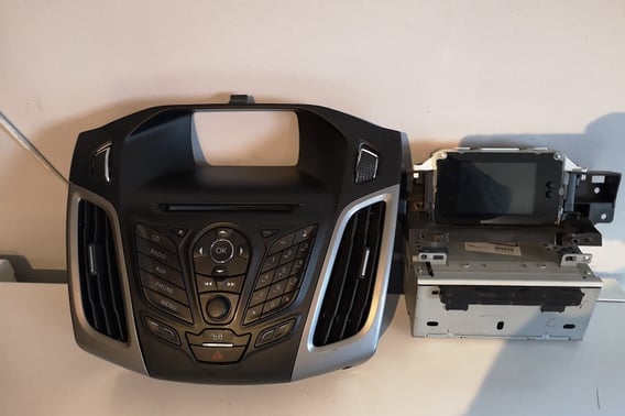 FORD FOCUS MK3 RADIO FABRYCZNE AM5T-18B955-BG