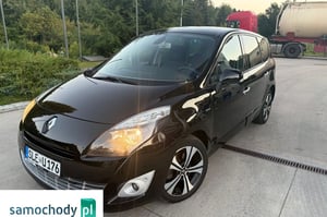 Renault Grand Scenic Minivan 2011