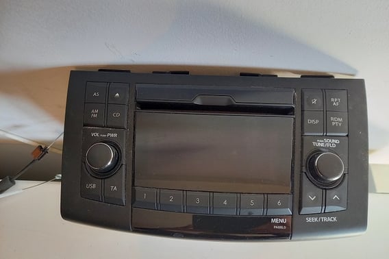SUZUKI SWIFT IV MK7 RADIO FABRYCZNE39101-68L00-HW
