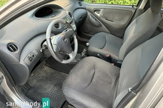 Toyota Yaris Hatchback 2004