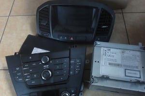 OPEL INSIGNIA RADIO NAWIGACJA 22883322 KOD