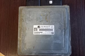 SKODA OCTAVIA II LIFT MODUŁ STEROWNIK SILNIKA 03L906023FP