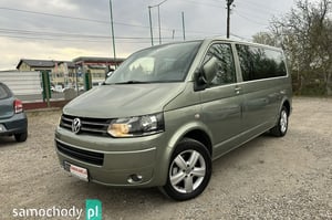 Volkswagen Caravelle Bus 2011