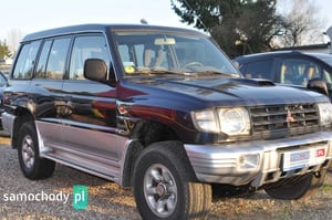 Mitsubishi Pajero SUV 2003