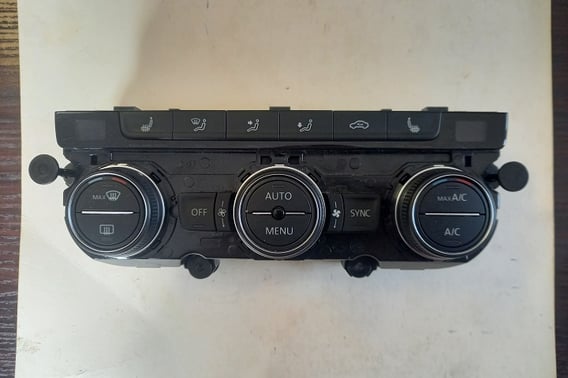 VW GOLF VII SPORTSVAN PANEL NAWIEWU I KLIMATYZACJI 5G0907044CF