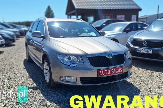 Skoda Superb Kombi 2011
