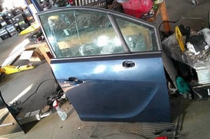 OPEL MERIVA B DRZWI PRZÓD PRAWE Z22A