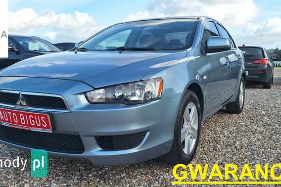 Mitsubishi Lancer Sedan 2010