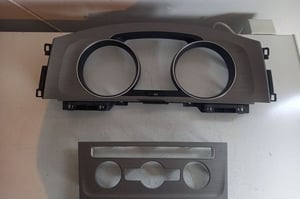 VW GOLF VII RAMKA LICZNIKA ORAZ PANELU KLIMATYZACJI