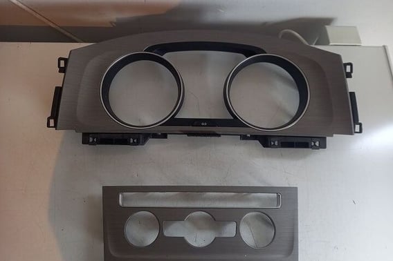 VW GOLF VII RAMKA LICZNIKA ORAZ PANELU KLIMATYZACJI