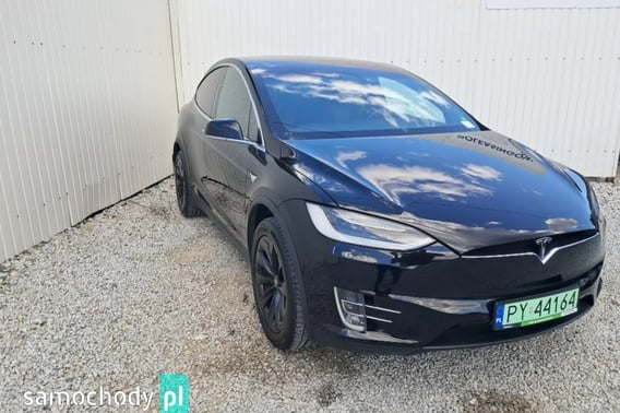 Tesla Model X SUV 2018