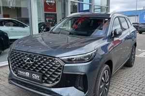 Osobowe Tiggo 8 Kombi 2025