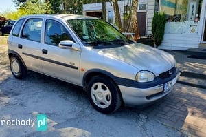 Opel Corsa Hatchback 2001