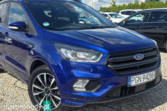 Ford Kuga SUV 2017