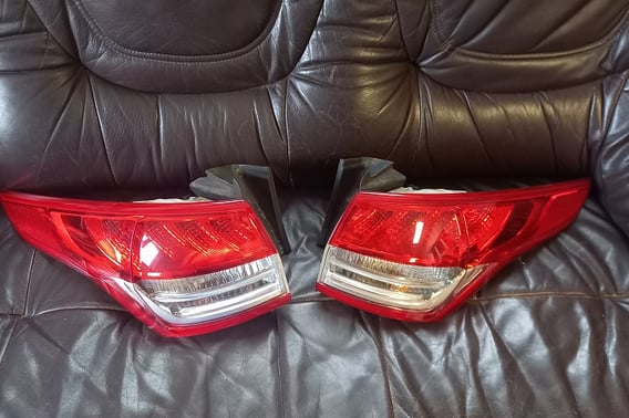 FORD KUGA MK2 LAMPA TYŁ P/L CV4413404BH/CV4413405BH EU