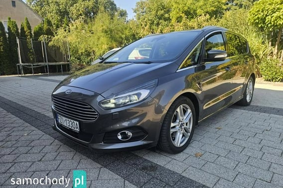 Ford S-Max Minivan 2017