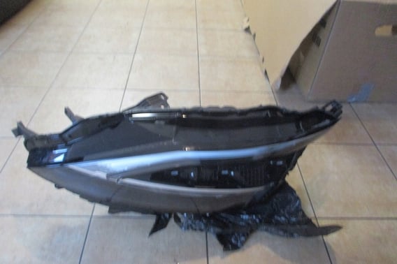 NISSAN QASHQAI J12 LAMPA PRZÓD PRAWA LED NOWA EU