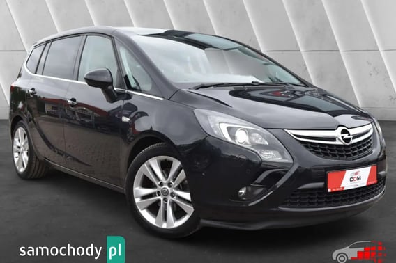 Opel Zafira Minivan 2012