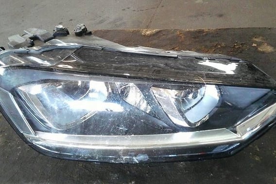 VW GOLF VII SPORTSVAN LAMPA BIXENON PRZÓD PRAWY 517941032B